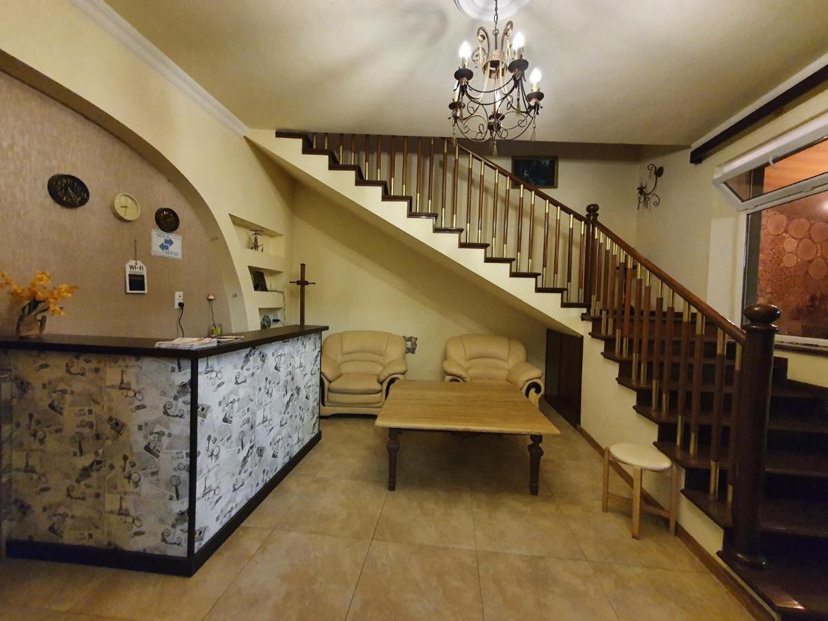 Capsule Hostel In Center Γιερεβάν Εξωτερικό φωτογραφία